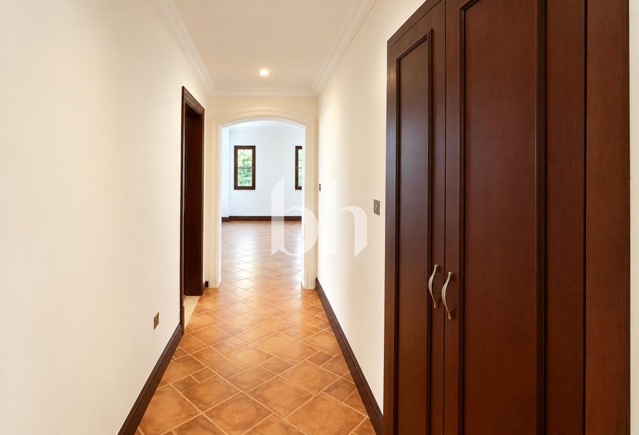 One Cheque| Private Pool | Unfurnished | Golf View photo 14