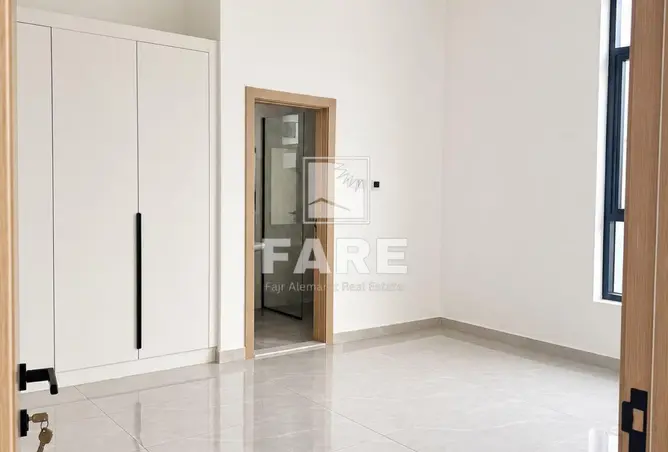 166071977 - Property Image 3
