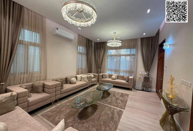 100825669 - Property Image 3
