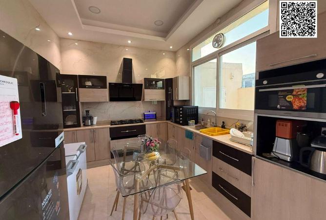 100825669 - Property Image 2
