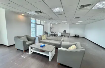 Office Space - Studio - 1 Bathroom for rent in Tiffany Tower - JLT Cluster W - Jumeirah Lake Towers - Dubai