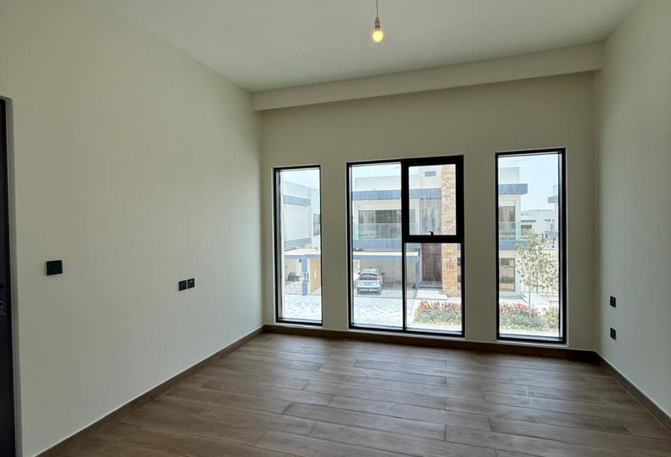 5 bedroom townhouse in Costa Brava 1, Damac Lagoons: 7