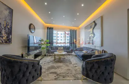 Apartment - 2 Bedrooms - 2 Bathrooms for rent in Beach Tower 1 - Al Khan Lagoon - Al Khan - Sharjah