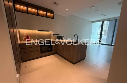 شقة - غرفة نوم - 1 حمام للايجار في ويست فايف بيزنس باي ريزيدينس - الخليج التجاري - دبي