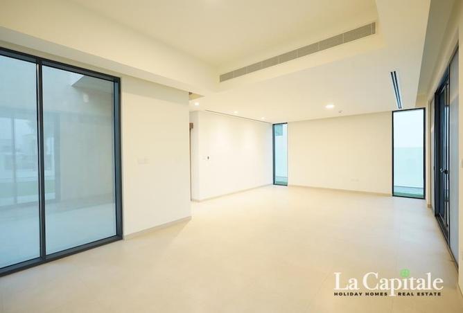 54006232 - Property Image 3