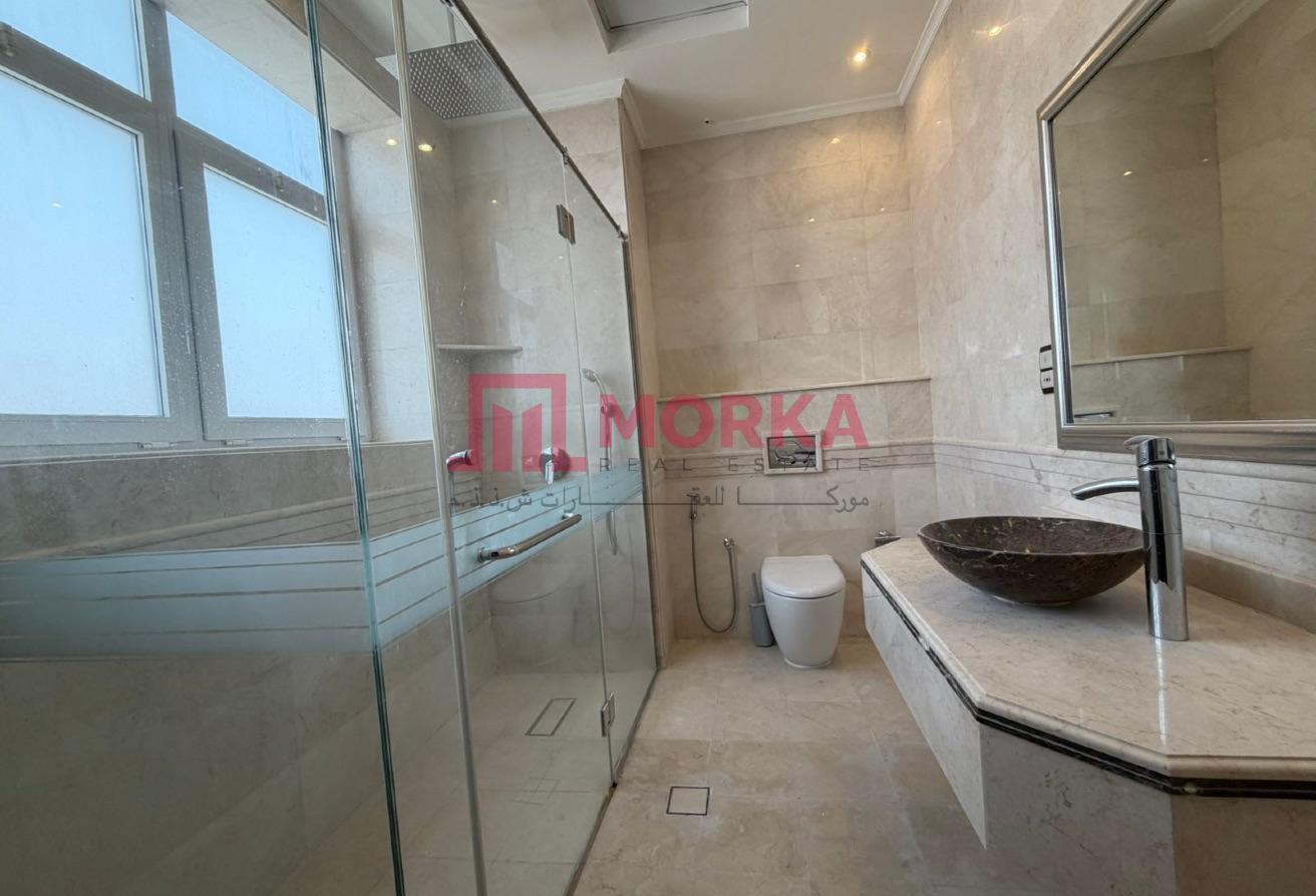 Classic Lifestyle |Luxury |Prime Location photo 12