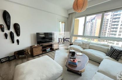 Apartment - 2 Bedrooms - 3 Bathrooms for sale in Marina Residences 6 - Marina Residences - Palm Jumeirah - Dubai