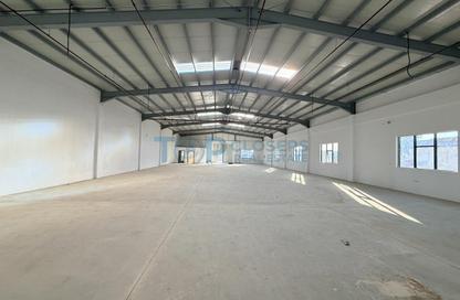Warehouse - Studio - 1 Bathroom for rent in Al Noud - Al Ain
