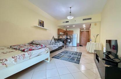 Apartment - Studio - 1 for rent in Lago Vista C - Lago Vista - Dubai Production City (IMPZ) - Dubai
