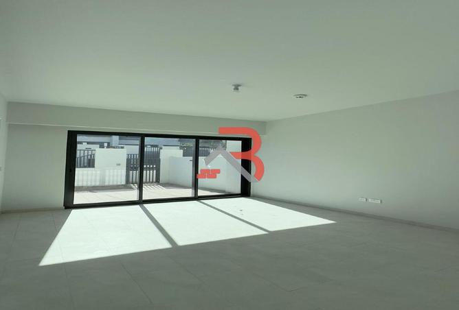 71470897 - صورة العقار 2