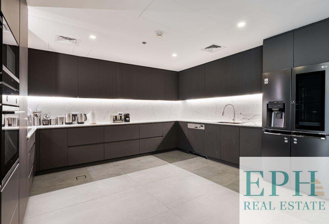 FULLY FURNISHED | MOVE-IN NOW | BURJ KHALIFA VIEW photo 12