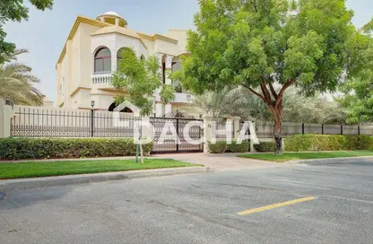 Villa - 7 Bedrooms for rent in Sector E - Emirates Hills - Dubai Villa - 7 Bedrooms for rent in Sector E - Emirates Hills - Dubai