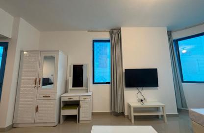 Apartment - Studio - 1 Bathroom for rent in Zayed the First Street - Al Khalidiya - Abu Dhabi