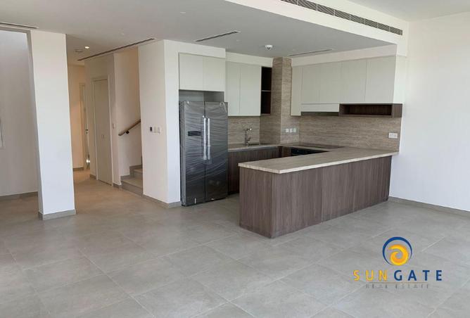 4-bed townhouse