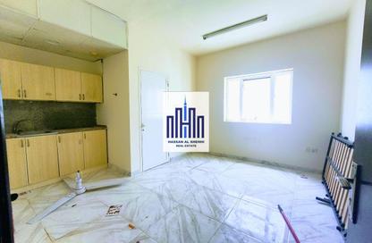 Apartment - Studio - 1 Bathroom for rent in Muwaileh 3 Building - Muwaileh - Sharjah