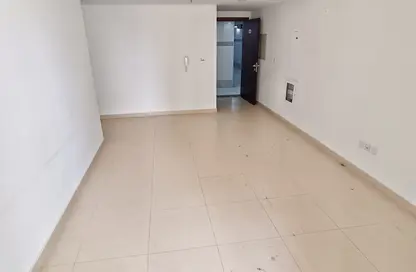Apartment - 2 Bedrooms - 2 Bathrooms for rent in New Al Taawun Road - Al Taawun - Sharjah