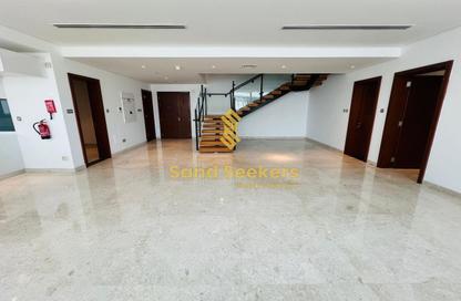 Townhouse - 4 Bedrooms - 6 Bathrooms for rent in Waterfront Residential Towers - Tourist Club Area - Abu Dhabi