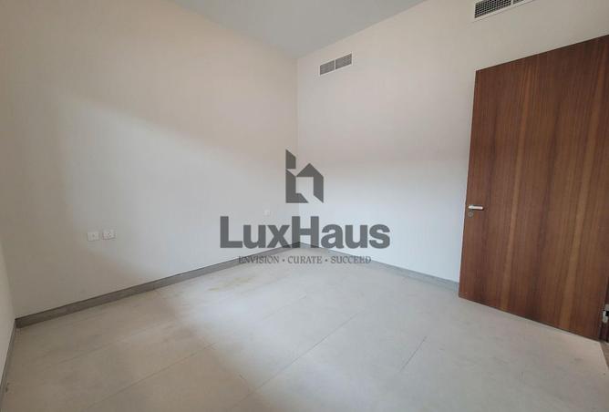 81113102 - Property Image 3