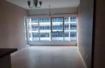 شقة - 1 حمام للايجار في سكاي كورتس تاور B - أبراج سكاي كورتس - مجمع دبي ريزيدنس - دبي لاند - دبي