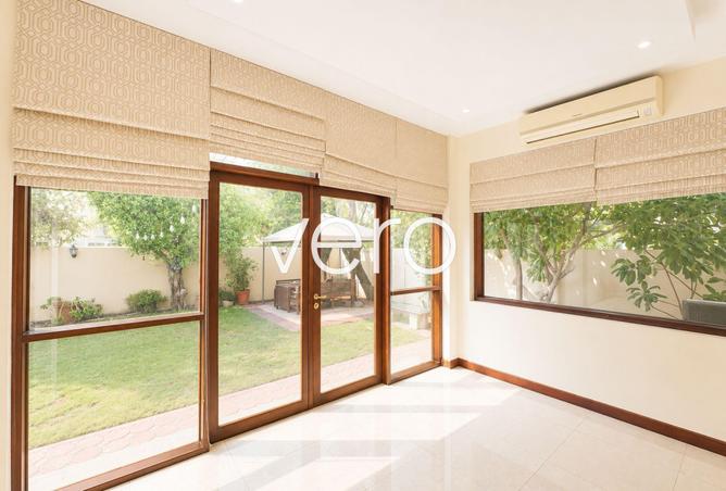 113727802 - Property Image 3