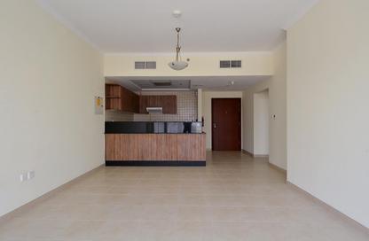 Apartment - 1 Bedroom - 2 Bathrooms for rent in Burj Al Nujoom - Downtown Dubai - Dubai