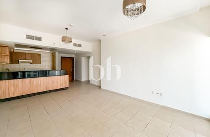 Apartment - 1 Bedroom - 2 Bathrooms for rent in Burj Al Nujoom - Downtown Dubai - Dubai