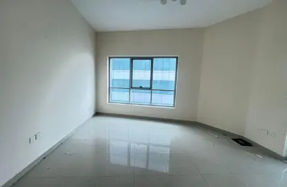 Apartment - 2 Bedrooms - 3 Bathrooms for rent in Al Khan Corniche - Al Khan - Sharjah