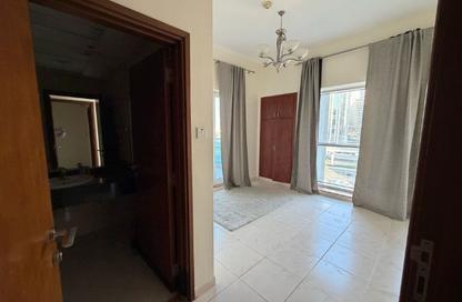 Apartment - 1 Bedroom - 2 Bathrooms for rent in Cascades Tower - Dubai Marina - Dubai