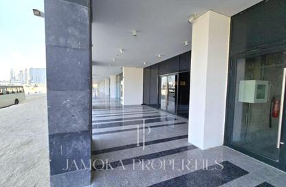 Retail - Studio - 1 Bathroom for rent in Azizi Riviera 22 - Azizi Riviera - Meydan One - Meydan - Dubai