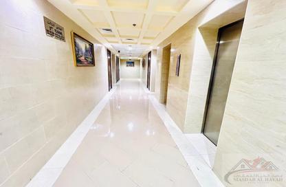 Apartment - 1 Bedroom - 2 Bathrooms for rent in Muwailih Building - Muwaileh - Sharjah
