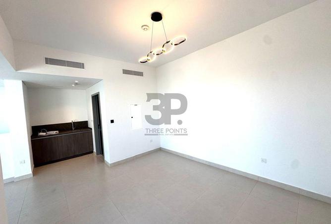 98240814 - Property Main Image
