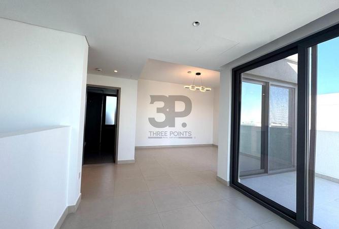 98240814 - Property Image 2
