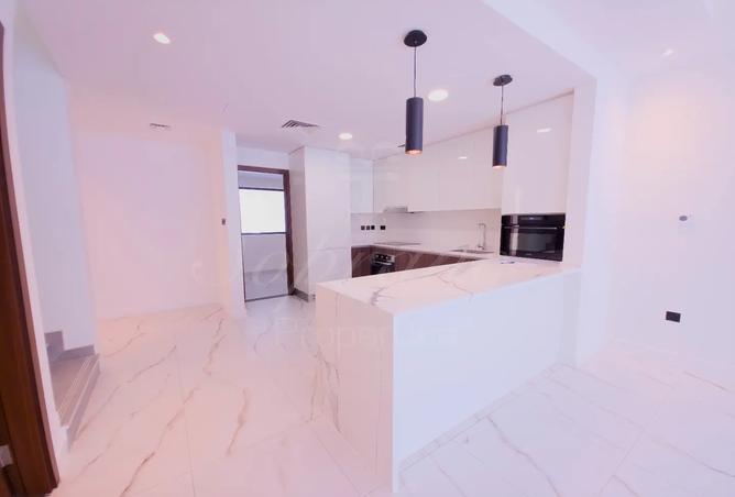 128815360 - Property Image 2