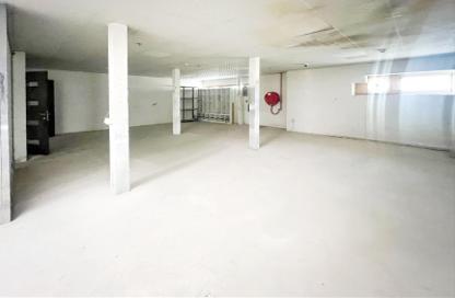 Warehouse - Studio for rent in Phase 1 - Dubai Investment Park (DIP) - Dubai