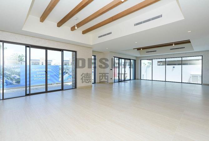 97372213 - Property Image 2