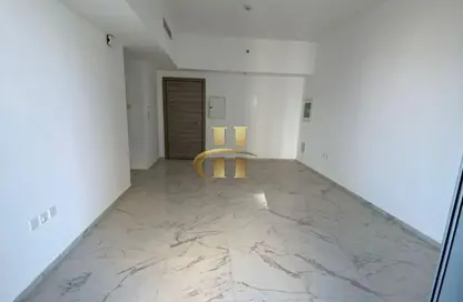 Apartment - 1 Bedroom - 2 Bathrooms for rent in Golden Dream Tower 1 - District 18 - Jumeirah Village Circle - Dubai