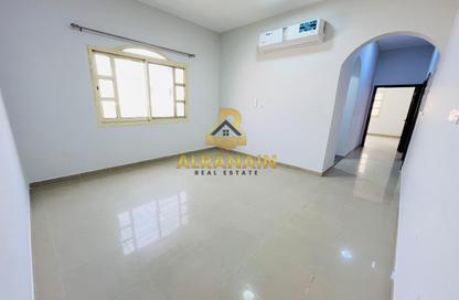 Villa - 3 - 3 for rent in Al Markhaniya - Al Ain