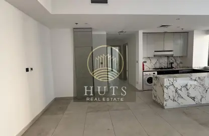 Apartment - 2 Bedrooms - 3 Bathrooms for rent in Amal Tower - Dubai Sports City - Dubai