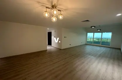 Apartment - 3 Bedrooms - 3 Bathrooms for rent in Millennium Executive Tower - Sheikh Zayed Road - Dubai