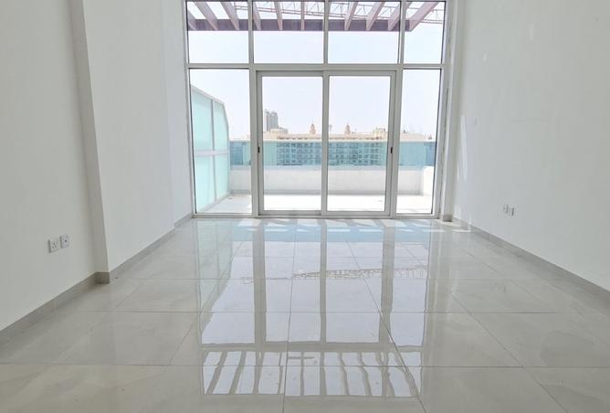 1 MONTH FREE | HUGE SPACE | WELL MAINTAINED