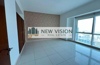 Apartment - 2 - 3 for rent in Beach Tower 1 - Al Khan Lagoon - Al Khan - Sharjah