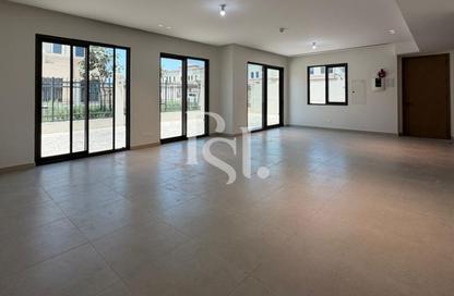Townhouse - 3 - 4 for sale in Bloom Living - Zayed City (Khalifa City C) - Khalifa City - Abu Dhabi