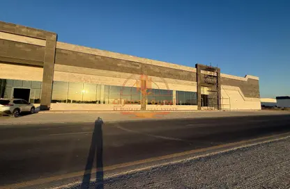 Show Room - Studio - 2 Bathrooms for rent in Al Sajaa S - Al Sajaa - Sharjah