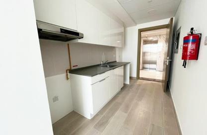 Apartment - Studio - 1 Bathroom for sale in Bloom Towers C - Bloom Towers - District 10 - Jumeirah Village Circle - Dubai