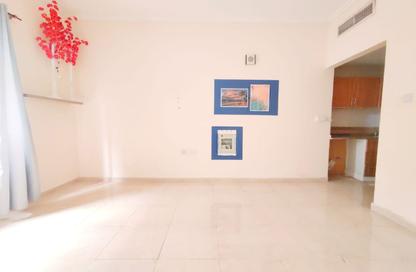 Apartment - Studio - 1 for rent in Muwaileh 29 Building - Muwaileh - Sharjah