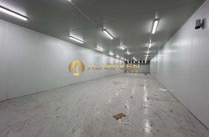 Warehouse - Studio - 1 Bathroom for rent in Ras Al Khor Industrial - Ras Al Khor - Dubai