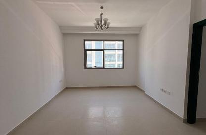 Apartment - 1 Bedroom - 2 Bathrooms for rent in Muweileh Community - Muwaileh Commercial - Sharjah