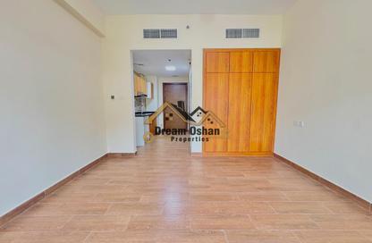 Apartment - Studio - 1 for rent in F49 Avenue - International City Phase 2 (Al Warsan 4) - Dubai