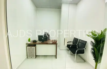 Office Space - 1 Bedroom - 1 Bathroom for rent in Red Avenue - Al Garhoud - Dubai