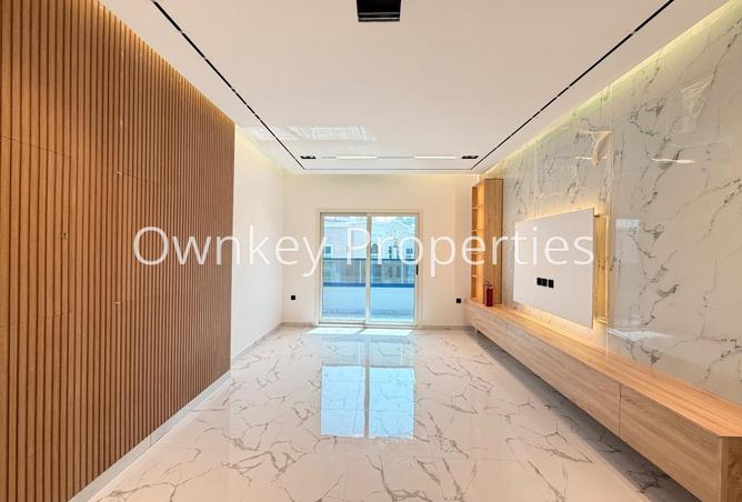 Newly Upgraded | Adorable Unit | Book Now